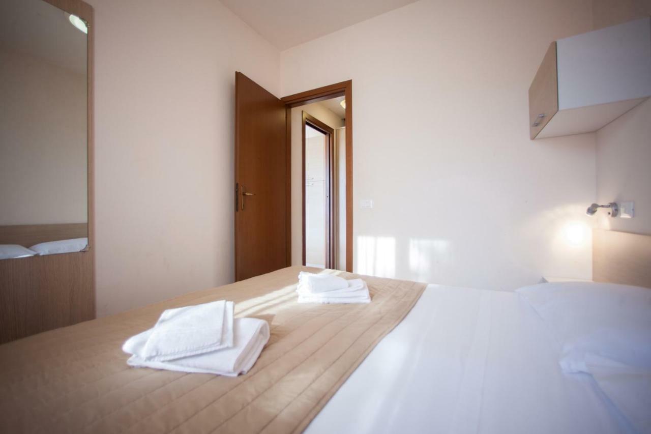 Holiday Homes In Sirmione/Gardasee 22174 外观 照片
